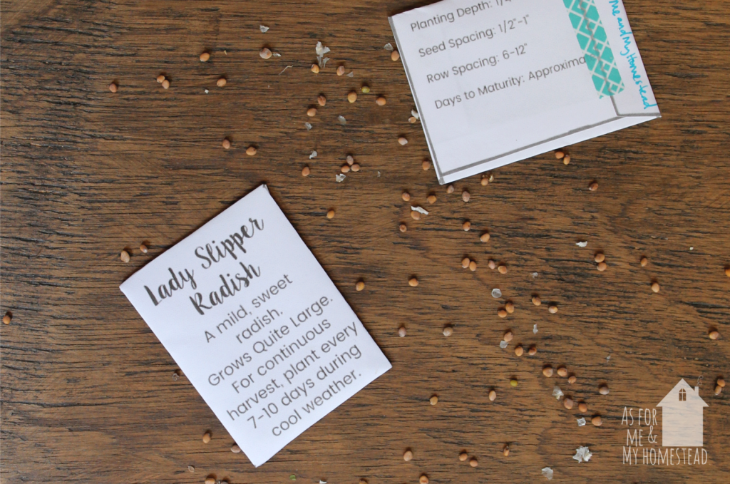 Seed Packet Template (with fill-in-the-blanks, or completely blank) makes it easy to save seeds or participate in seed swaps!